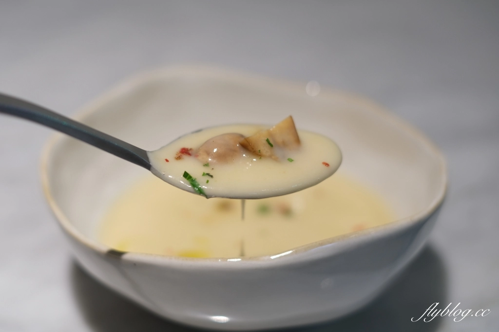 台中西區｜Oink Oink 小豬先生．美味又舒適的小餐館，台中美術館周邊美食推薦 @飛天璇的口袋