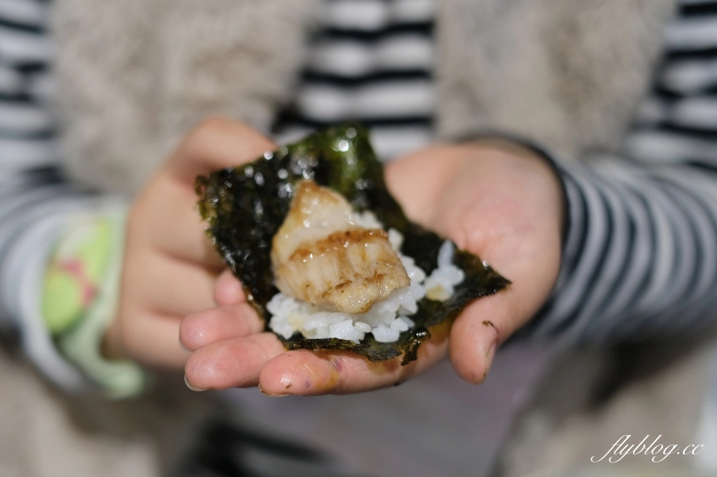 台中新村站著吃烤肉｜韓國60年排隊老店新村站著吃，台灣二號店進駐勤美誠品 @飛天璇的口袋