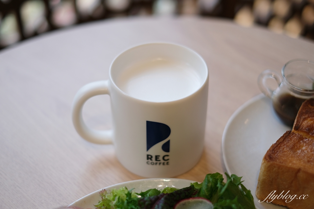 台中北屯|REC COFFEE Taiwan崇德店,來自日本福岡的咖啡館,以日本禪意風為主題 @飛天璇的口袋 台中北屯|REC COFFEE Taiwan崇德店,來自日本福岡的咖啡館,以日本禪意風為主題 @飛天璇的口袋