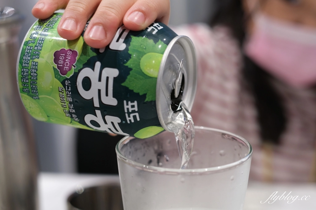 【台中西屯】bb.q CHICKEN~韓國連鎖炸雞第一品牌，韓劇鬼怪中的bbq炸雞店，台中大遠百12樓 @飛天璇的口袋