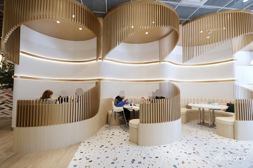 Lady nara台中三井店｜Lady nara曼谷新泰式料理插旗中台灣，台中首店網美打卡新地標 @飛天璇的口袋