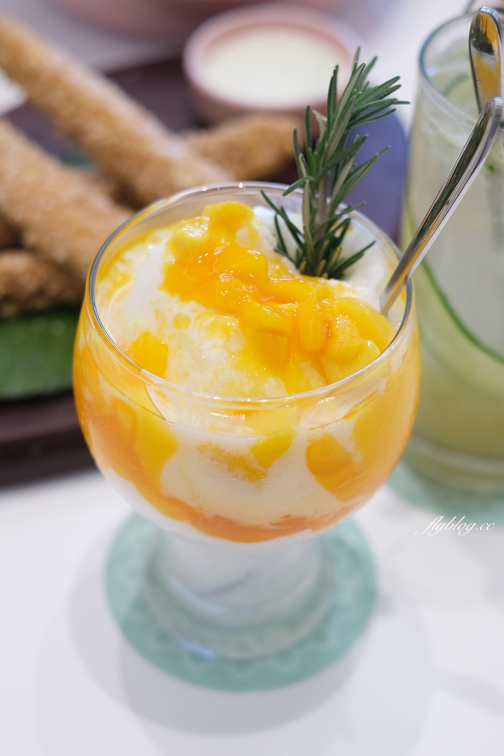 Lady nara台中三井店｜Lady nara曼谷新泰式料理插旗中台灣，台中首店網美打卡新地標 @飛天璇的口袋