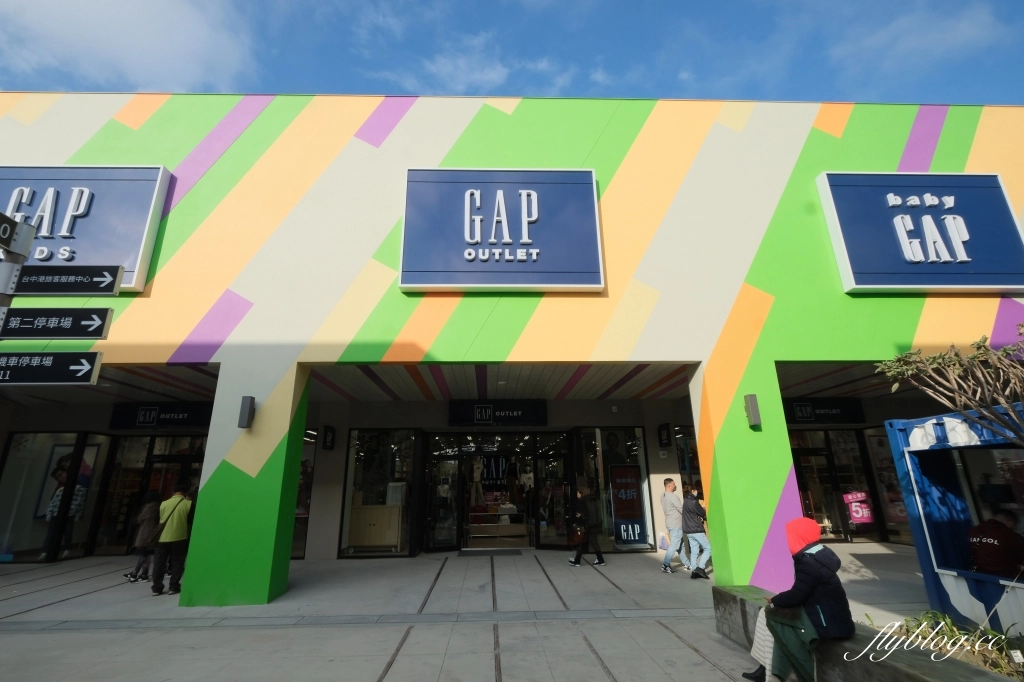 台中梧棲｜51個新品牌進駐「台中三井OUTLET二期」，還有GAP、LC鑄鐵鍋和Samsonit，來自曼谷的Lady nara @飛天璇的口袋