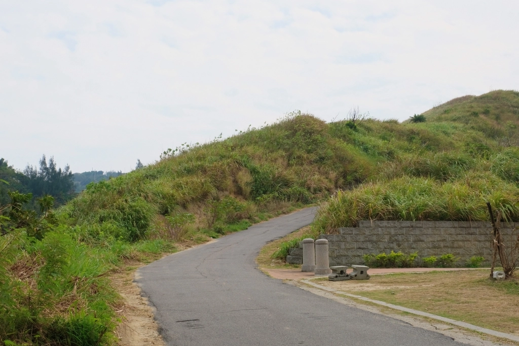 苗栗後龍｜後龍過港隧道，海線隱藏版拍照景點白沙屯隧道群，宛如置身韓劇德魯納酒店的場景 @飛天璇的口袋