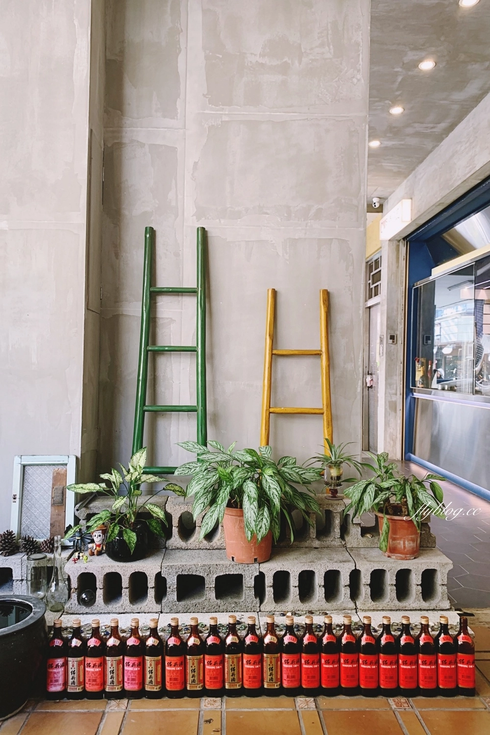 台中西區｜吃。東西．只營業到晚上6點，運氣好才吃得到的台中義大利麵 @飛天璇的口袋