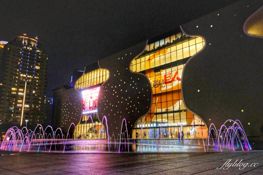 台中國家歌劇院|2022台中聖誕節活動,瘋耶誕@歌劇院,空中花園出現可愛的嬌兔三窟 @飛天璇的口袋 台中國家歌劇院|2022台中聖誕節活動,瘋耶誕@歌劇院,空中花園出現可愛的嬌兔三窟 @飛天璇的口袋