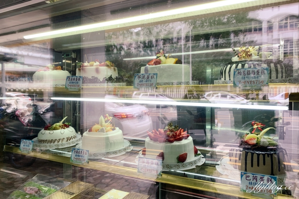 台中中區｜金陵蛋糕，台中在地近50年歷史的金陵蛋糕，中部鮮奶油蛋糕創始店 @飛天璇的口袋