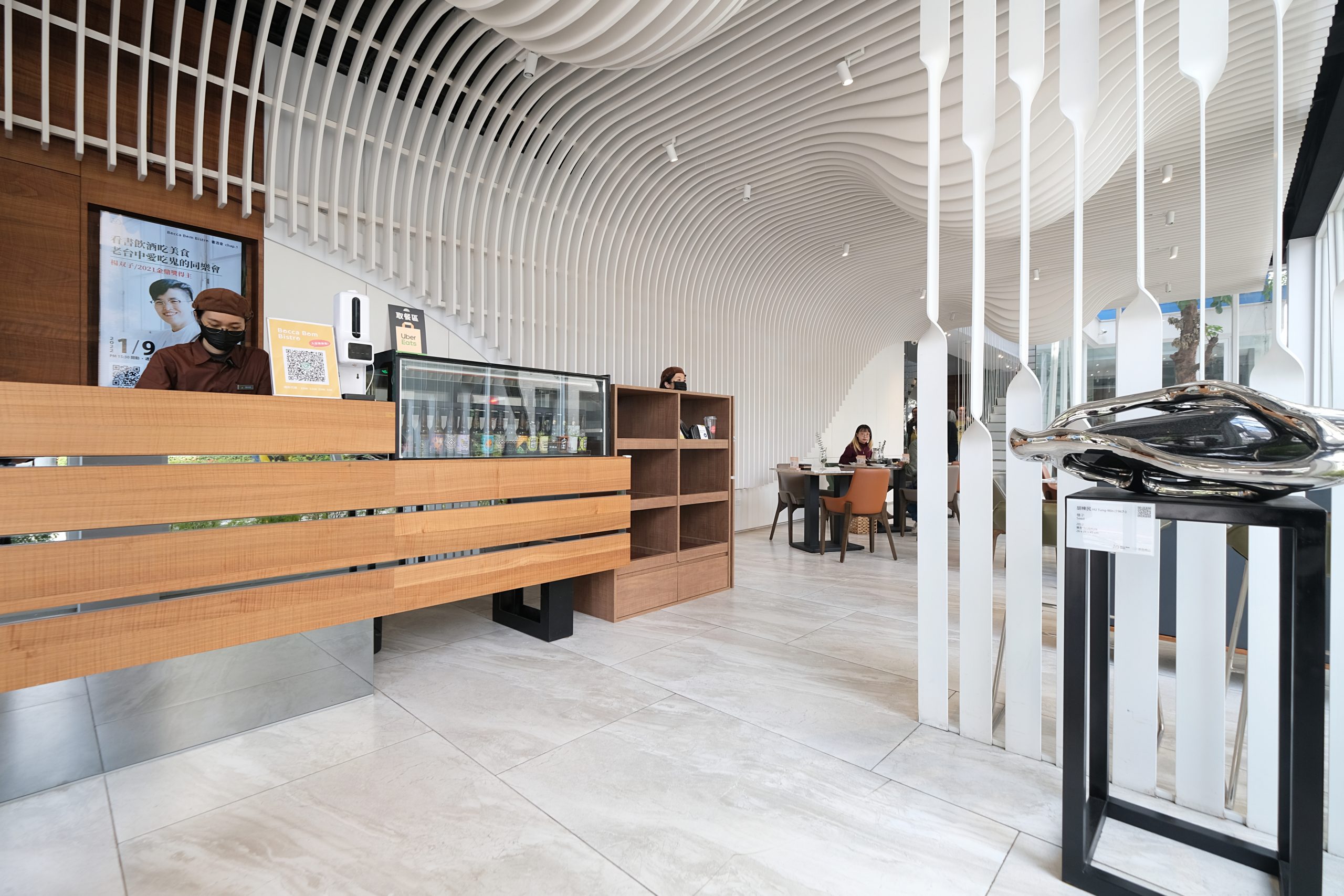 【台中西屯】Bocca Bom Bistro，逢甲商圈唯美玻璃屋餐酒館，享受餐桌上的美味旅行 @飛天璇的口袋