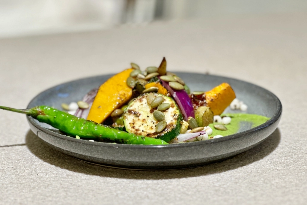 台中南屯｜Stio Coffee，以太空時代為主題的複合餐廳，咖啡館和服飾店複合式經營 @飛天璇的口袋