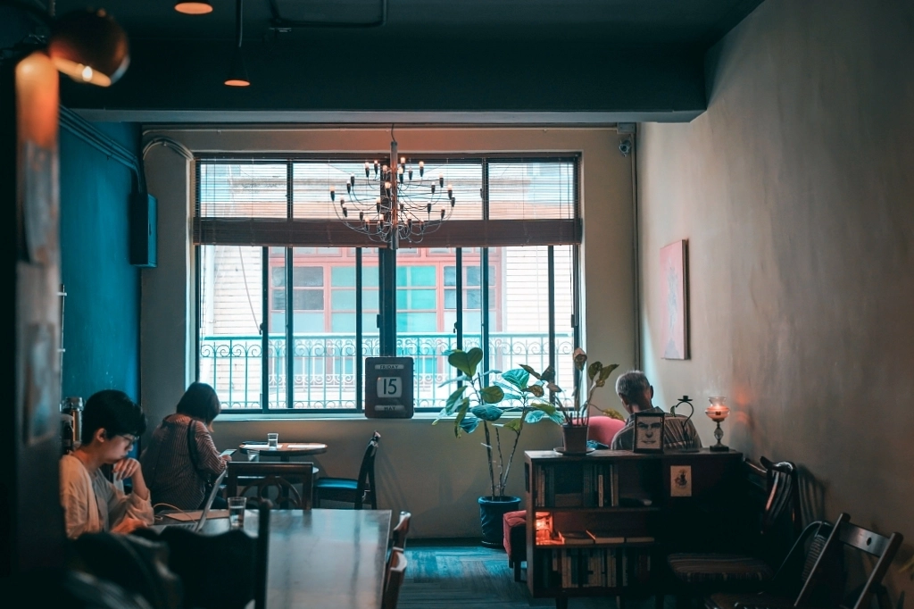 台北大同｜大稻埕碼頭貨櫃市集．台北人假日休閒好景點，漫步淡水河邊感受異國海港風情 @飛天璇的口袋