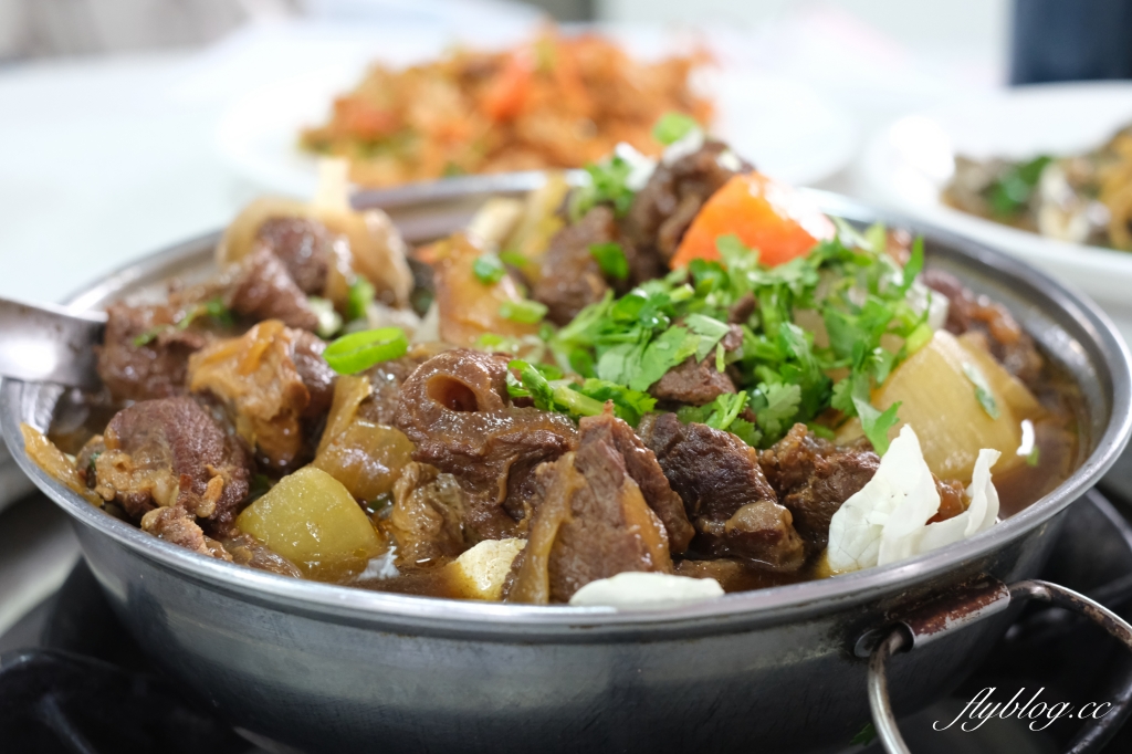 台中東勢｜檳園食坊，隱身在東勢山區的合菜餐廳，好多人開著名車專程來吃客家料理 @飛天璇的口袋