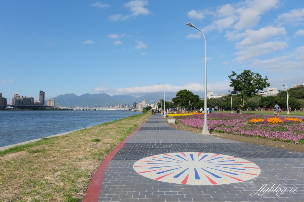 台北大同｜大稻埕碼頭貨櫃市集．台北人假日休閒好景點，漫步淡水河邊感受異國海港風情 @飛天璇的口袋