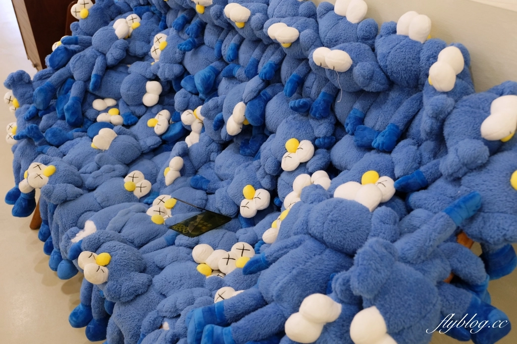 台中南屯｜Stio Coffee，以太空時代為主題的複合餐廳，咖啡館和服飾店複合式經營 @飛天璇的口袋