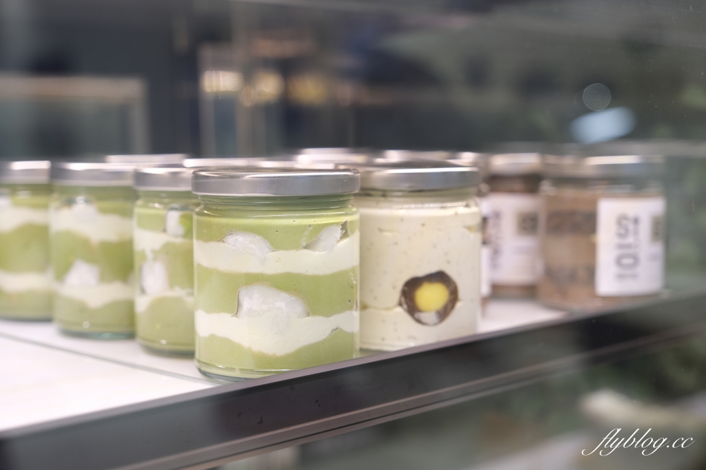 台中南屯｜Stio Coffee，以太空時代為主題的複合餐廳，咖啡館和服飾店複合式經營 @飛天璇的口袋