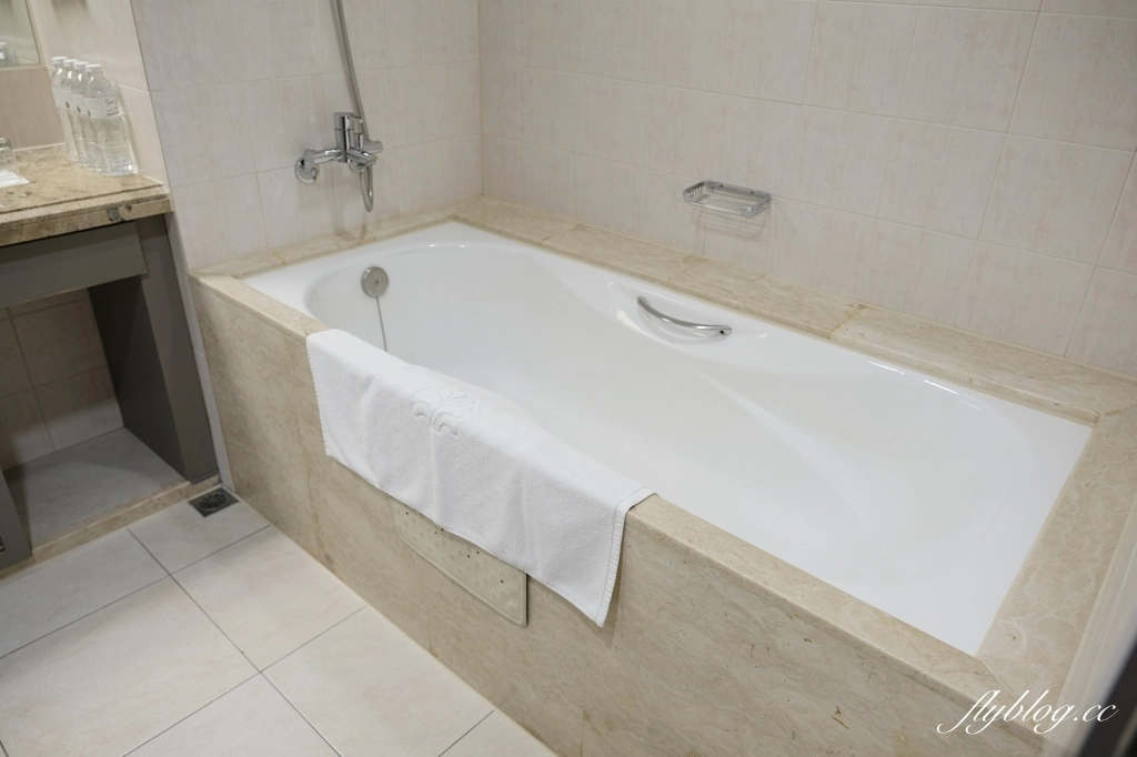 【新竹東區】新竹老爺大酒店，距離交流道5分鐘距離，遠離塵囂坐擁自然環境 @飛天璇的口袋