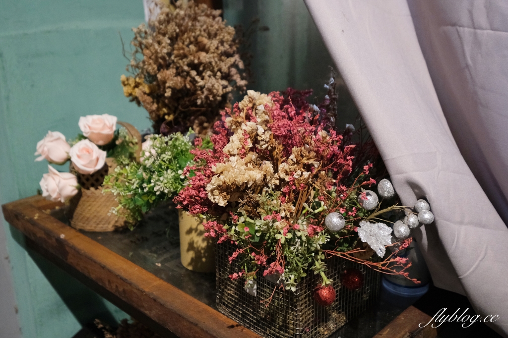 斐得呷便當｜老宅文青便當店，蔬食拉麵也上市了，座落台中美術館綠園道旁 @飛天璇的口袋