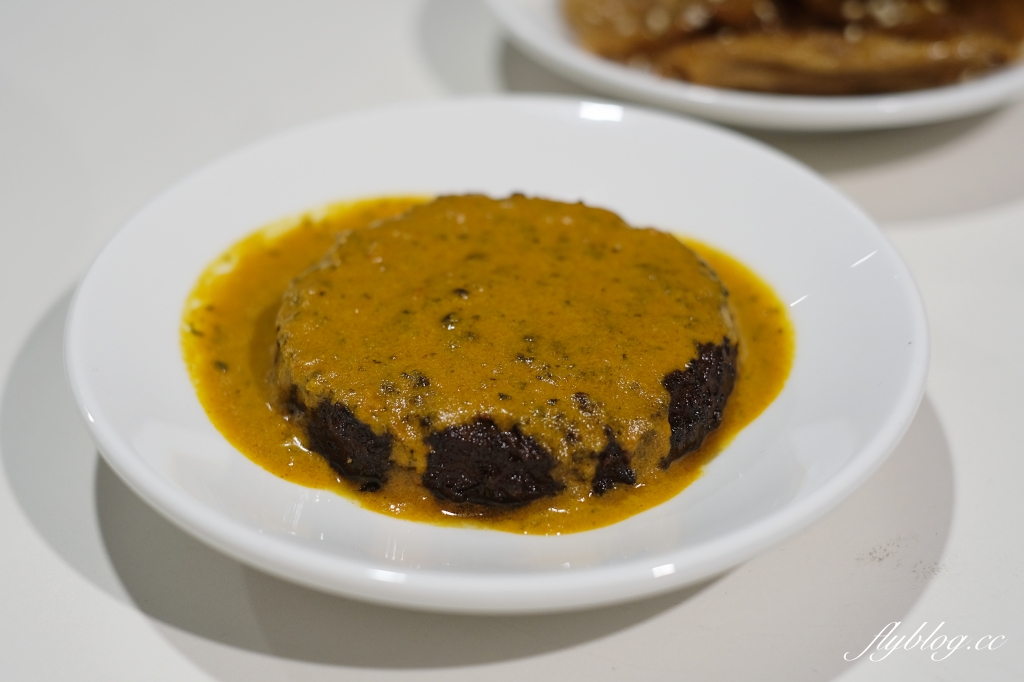 斐得呷便當｜老宅文青便當店，蔬食拉麵也上市了，座落台中美術館綠園道旁 @飛天璇的口袋