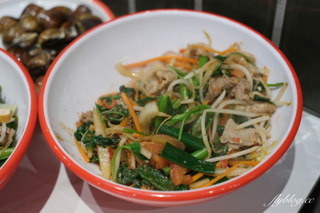 九九蒙古烤肉酸菜白肉鍋｜288元以上蒙古烤肉吃到飽，火烤兩吃、飲料、冰淇淋無限暢飲 @飛天璇的口袋