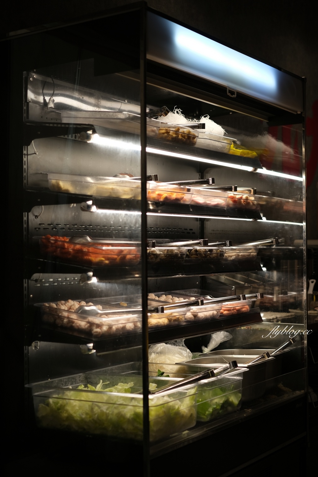 九九蒙古烤肉酸菜白肉鍋｜288元以上蒙古烤肉吃到飽，火烤兩吃、飲料、冰淇淋無限暢飲 @飛天璇的口袋