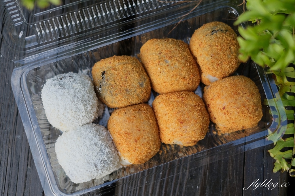 台中西區｜元拾麻糬．向上市場在地50年的麻糬，麻糬皮薄軟Q又爆餡 @飛天璇的口袋