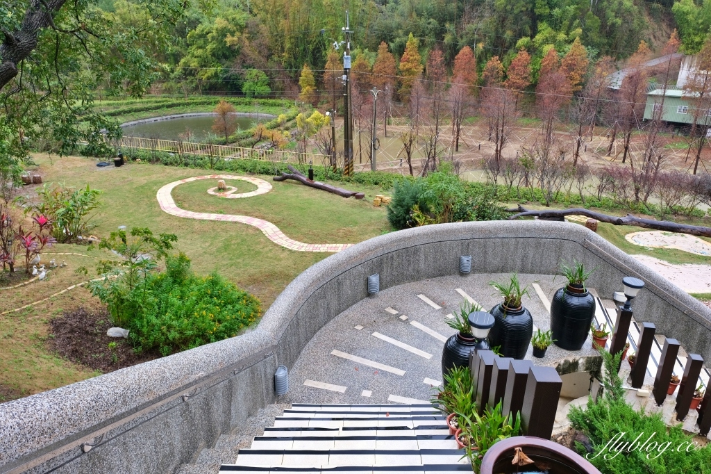 苗栗旅遊｜苗栗2天1夜旅行｜大湖 x 頭屋｜漫遊苗栗山城，採草莓、泡溫泉、走景點 @飛天璇的口袋