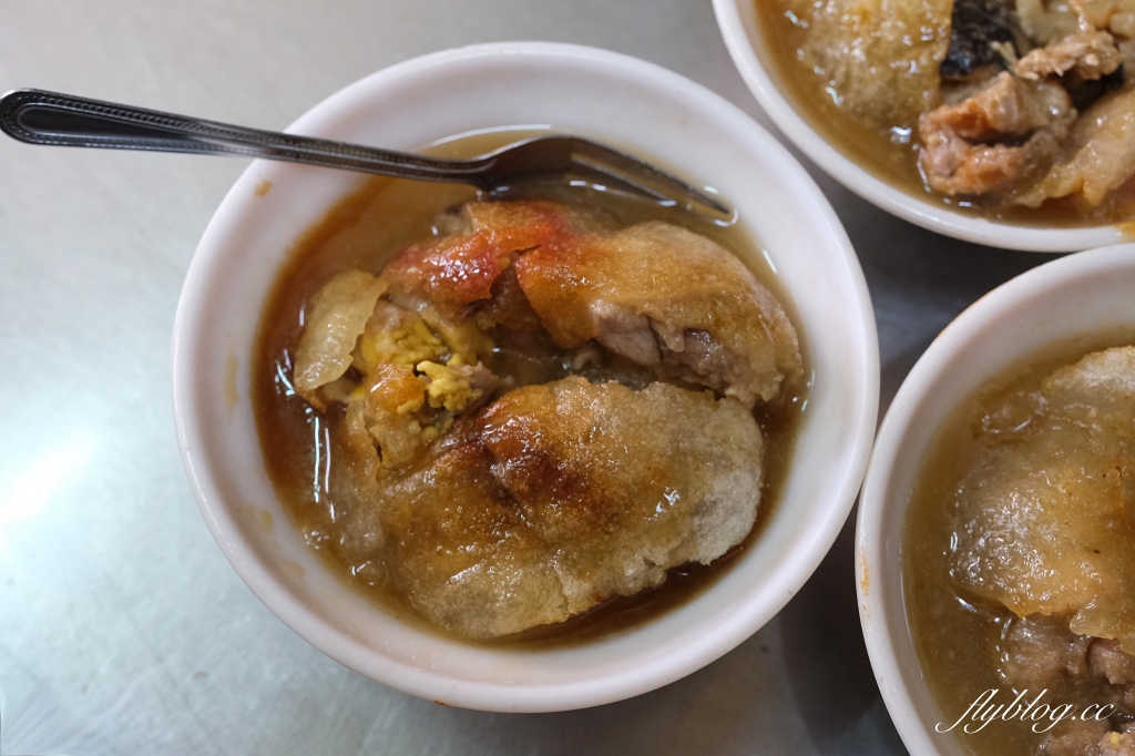 彰化美食｜北門口肉圓．彰化飄香60年肉圓老店，一顆100元仍趨之若鶩的脆皮肉圓 @飛天璇的口袋