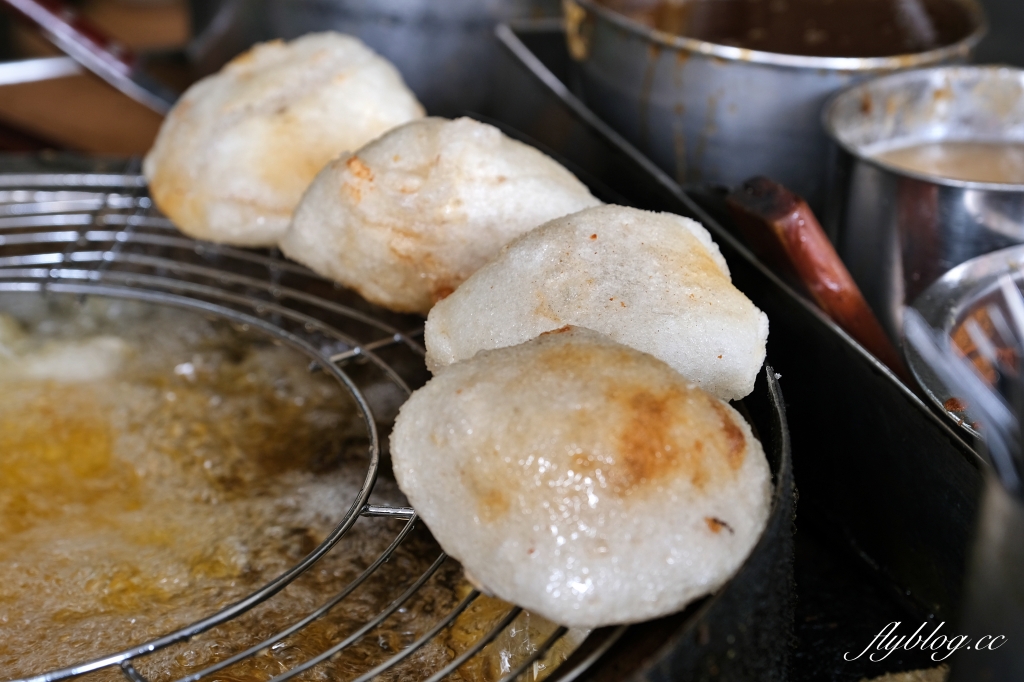 彰化美食｜北門口肉圓．彰化飄香60年肉圓老店，一顆100元仍趨之若鶩的脆皮肉圓 @飛天璇的口袋