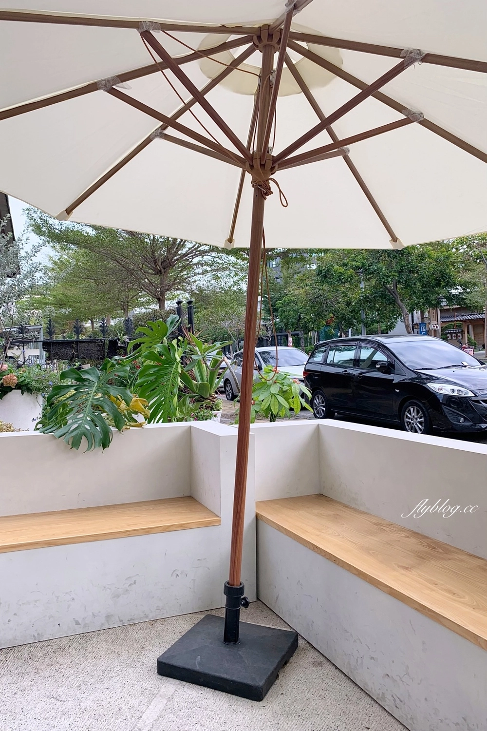 台中南屯｜Stio Coffee，以太空時代為主題的複合餐廳，咖啡館和服飾店複合式經營 @飛天璇的口袋