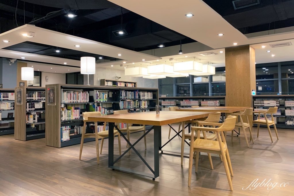 李科永圖書館｜座落於黎新公園旁的圖書館，嬰幼兒以及各年齡層都適合的友善環境 @飛天璇的口袋