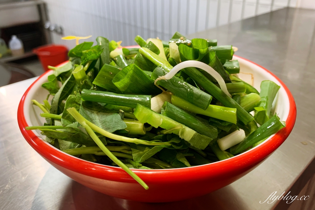 九九蒙古烤肉酸菜白肉鍋｜288元以上蒙古烤肉吃到飽，火烤兩吃、飲料、冰淇淋無限暢飲 @飛天璇的口袋