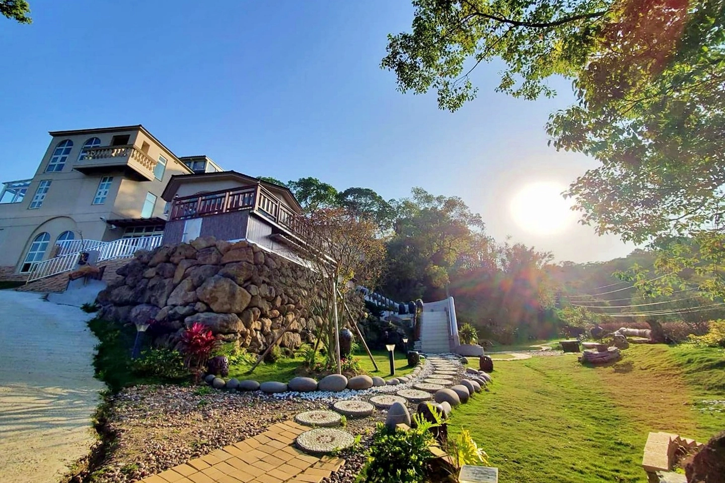 苗栗頭屋|慕雲想莊園,超美星光房宿,享受落羽松森林、心型沙坑、浪漫晚餐 @飛天璇的口袋 苗栗頭屋|慕雲想莊園,超美星光房宿,享受落羽松森林、心型沙坑、浪漫晚餐 @飛天璇的口袋