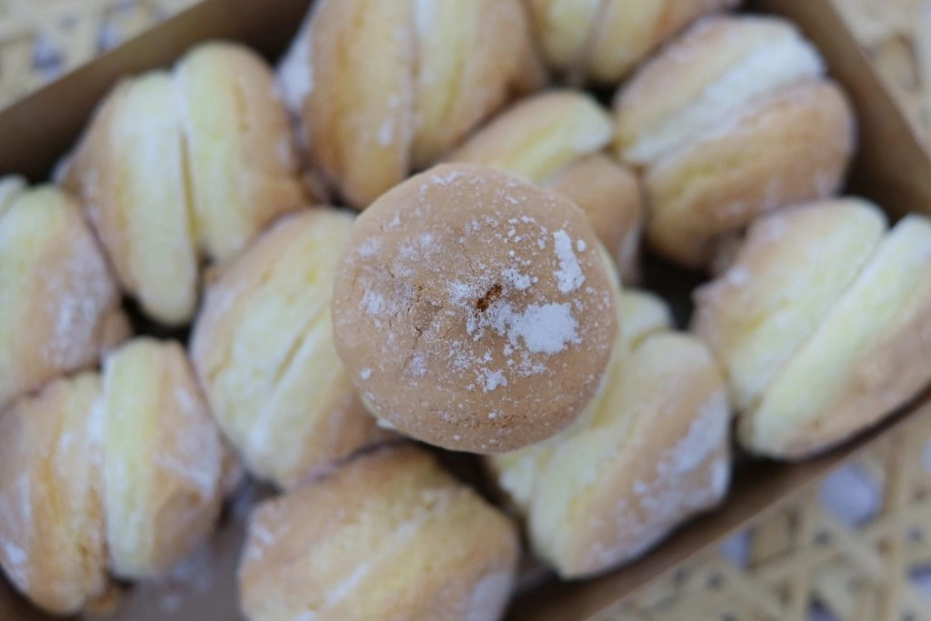 山姆安娜｜網友推薦必吃山姆安娜鹽可頌，雪Q餅、馬卡龍和肉鬆小貝也都好好吃 @飛天璇的口袋