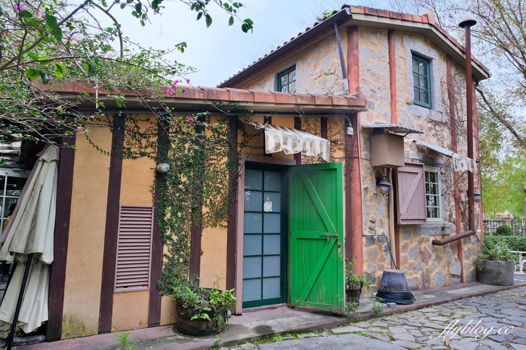 花蓮壽豐｜鷺鷥咖啡Lucy Coffee，充滿異國風情的歐式戶外花園，還有可愛又夢幻的精靈小木屋 @飛天璇的口袋