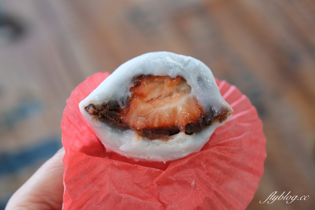 紅色琉璃瓦 SUHU Caf&eacute; ｜大湖最新景點紅色琉璃瓦草莓園，結合採果、美食、伴手禮 @飛天璇的口袋