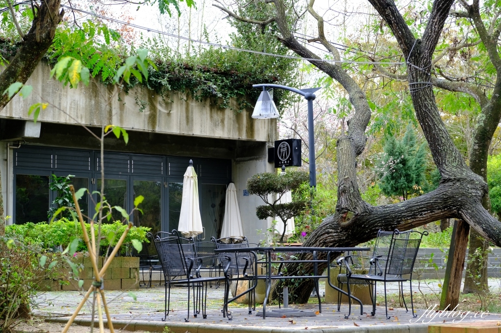 苗栗頭屋｜明德水庫日新島．電影魯水花的拍攝地，全台唯一的湖中島嶼 @飛天璇的口袋