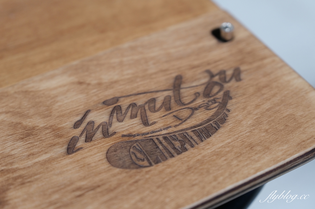 ROCKLAND＋P.L.U.S咖啡｜以戶外露營風為主題，Park2草悟道廣場選物咖啡館 @飛天璇的口袋