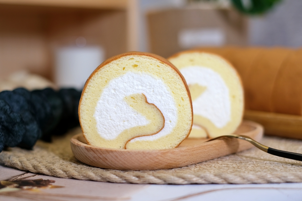 【台中北屯】糖村哈尼生乳捲~蘋果日報蛋糕評比冠軍「哈尼生乳捲」，台中彌月蛋糕指定的糖村 @飛天璇的口袋