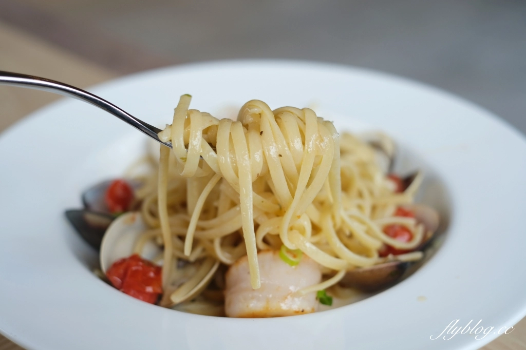 台中北屯｜Bistro88 Light崇德店．崇德路義法料理餐廳，早午餐8點就開始供應 @飛天璇的口袋