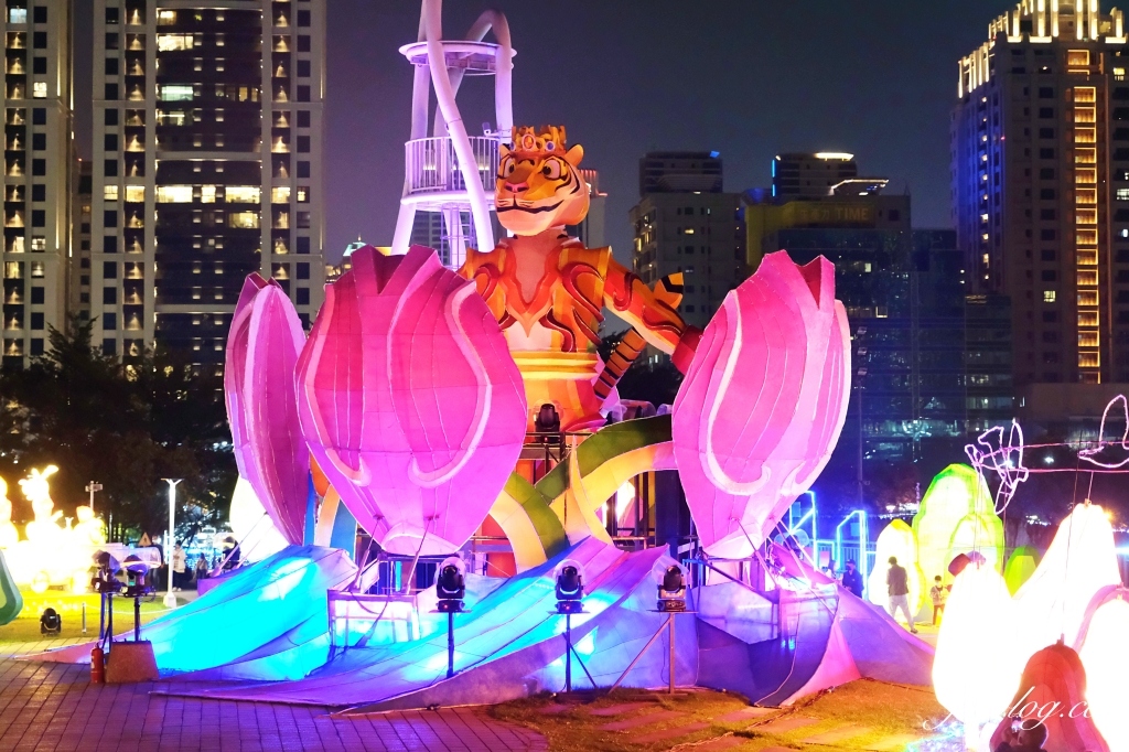 【台中南屯】2022台中燈會~搭捷運到文心森林公園賞燈會，2022中台灣元宵燈會 @飛天璇的口袋