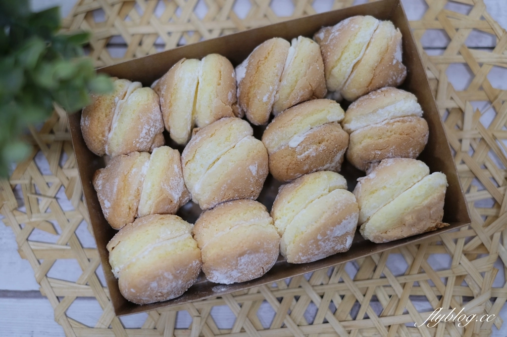 山姆安娜｜網友推薦必吃山姆安娜鹽可頌，雪Q餅、馬卡龍和肉鬆小貝也都好好吃 @飛天璇的口袋