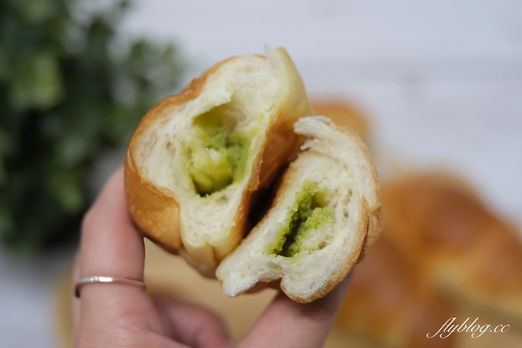 山姆安娜｜網友推薦必吃山姆安娜鹽可頌，雪Q餅、馬卡龍和肉鬆小貝也都好好吃 @飛天璇的口袋