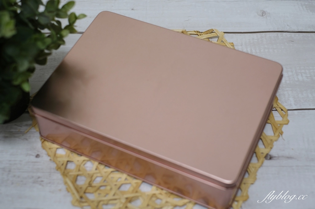 山姆安娜｜網友推薦必吃山姆安娜鹽可頌，雪Q餅、馬卡龍和肉鬆小貝也都好好吃 @飛天璇的口袋