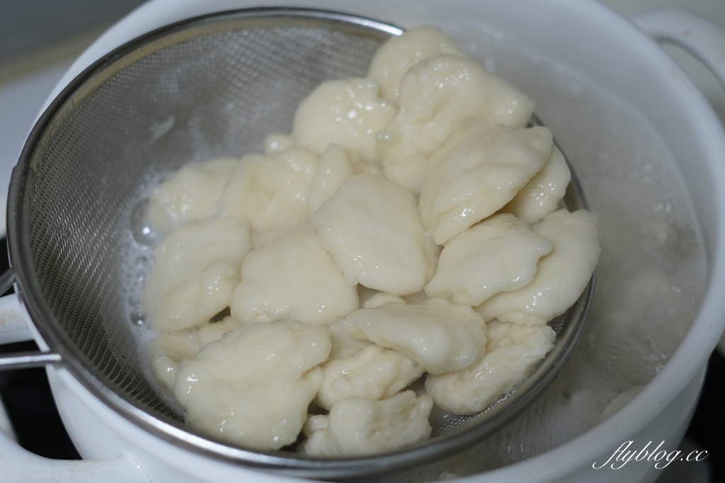 南瓜麵疙瘩做法｜複刻韓綜機智的山村生活頌和的「韓式南瓜麵疙瘩食譜」，營養滿滿 @飛天璇的口袋