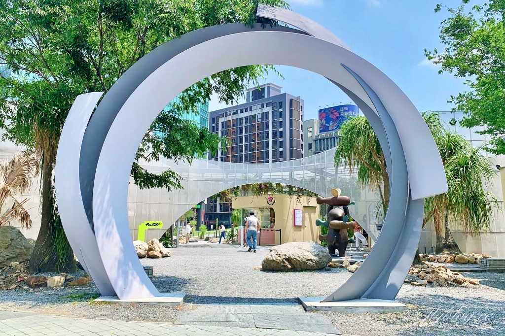 【台中西區】正面奶酥｜超厭世正面奶酥進駐台中，傳說中的奶酥界愛馬仕 @飛天璇的口袋