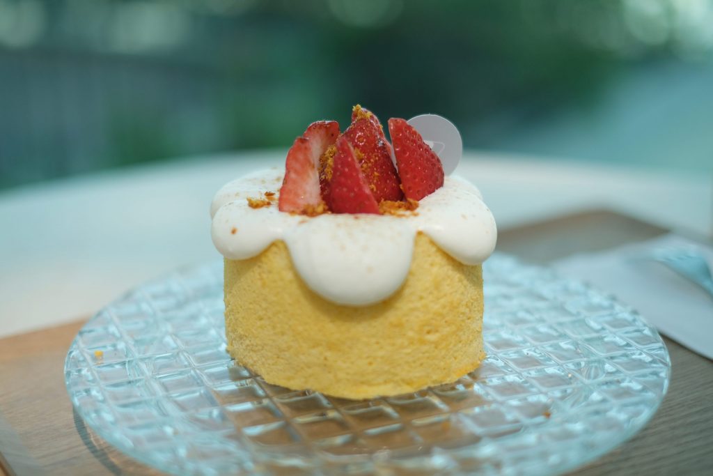 台南中西｜南美春室 The POOL，台南美術二館玻璃屋咖啡館，以天空公園為概念建築美學 @飛天璇的口袋