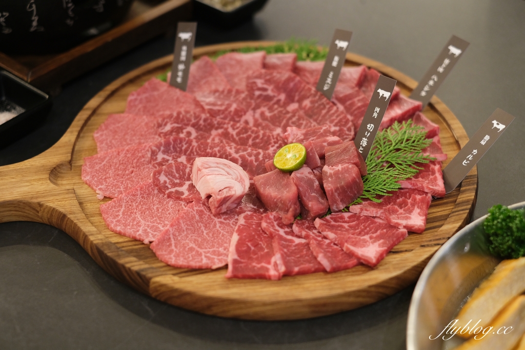 苗栗三灣｜斑比跳跳頂級豪華露營，台灣豪華露營渡假村，頂級露營車一泊四食 @飛天璇的口袋