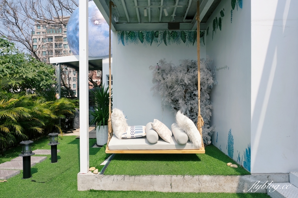 曰曰春和｜以貨櫃露營風為主題，頭份透明玻璃屋網美景觀餐廳(已歇業) @飛天璇的口袋