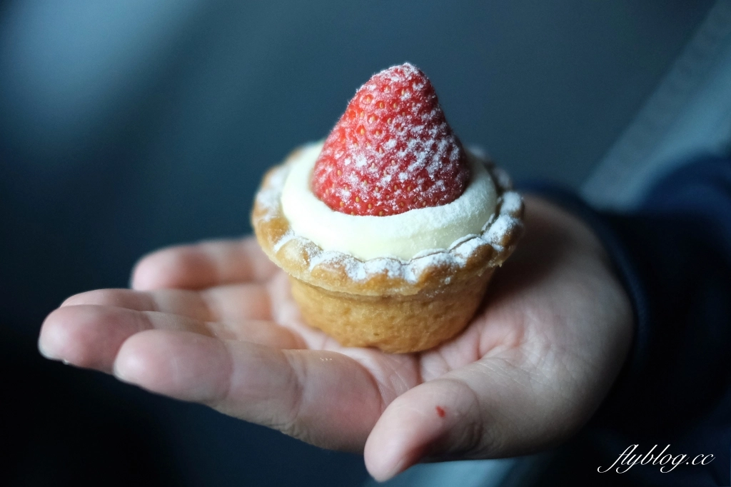台中西區｜兔子洞甜點．台中國美館商圈甜點，兔子洞在柳川旁開二店了 @飛天璇的口袋