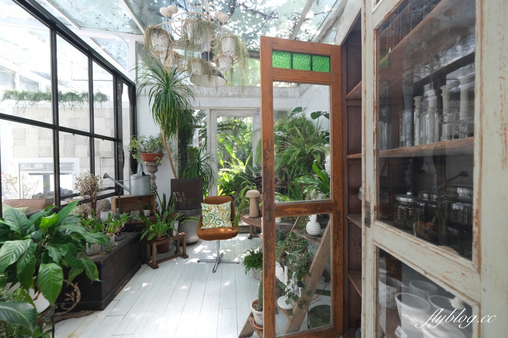 台北士林｜好樣秘境 VVG Hideaway，陽明山上網美景觀餐廳，唯美透明玻璃窗超好拍 @飛天璇的口袋