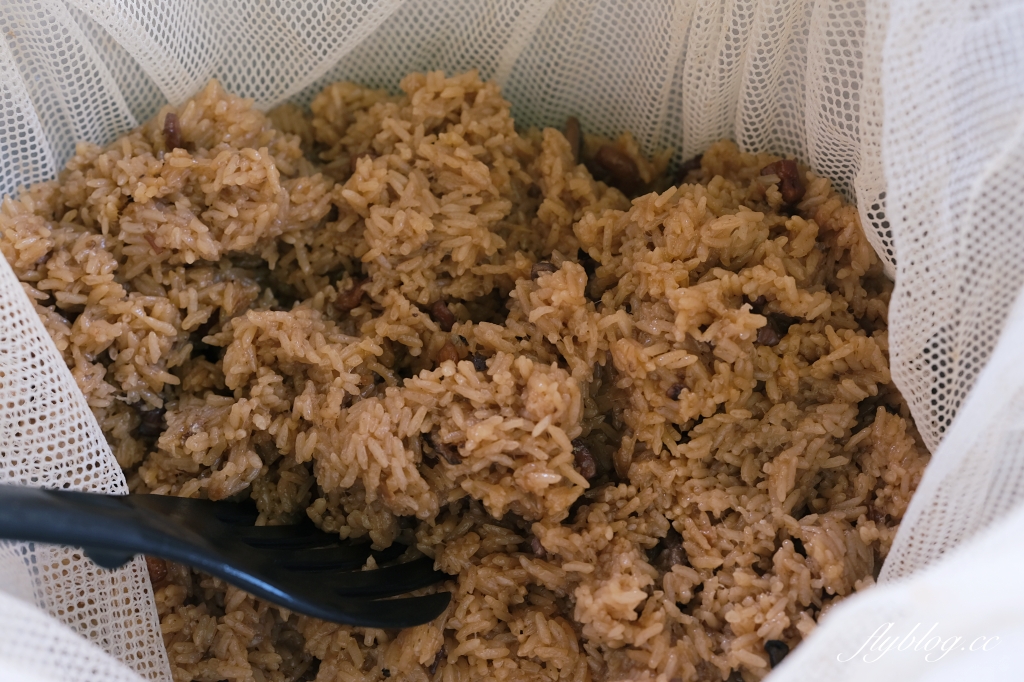 【台中西區】由本室~審計新村文青風「由本室油飯」，暮暮市集超人氣美食 @飛天璇的口袋